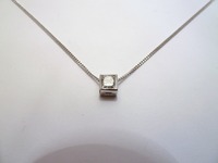 18ct white gold necklet set with single Princess cut diamond